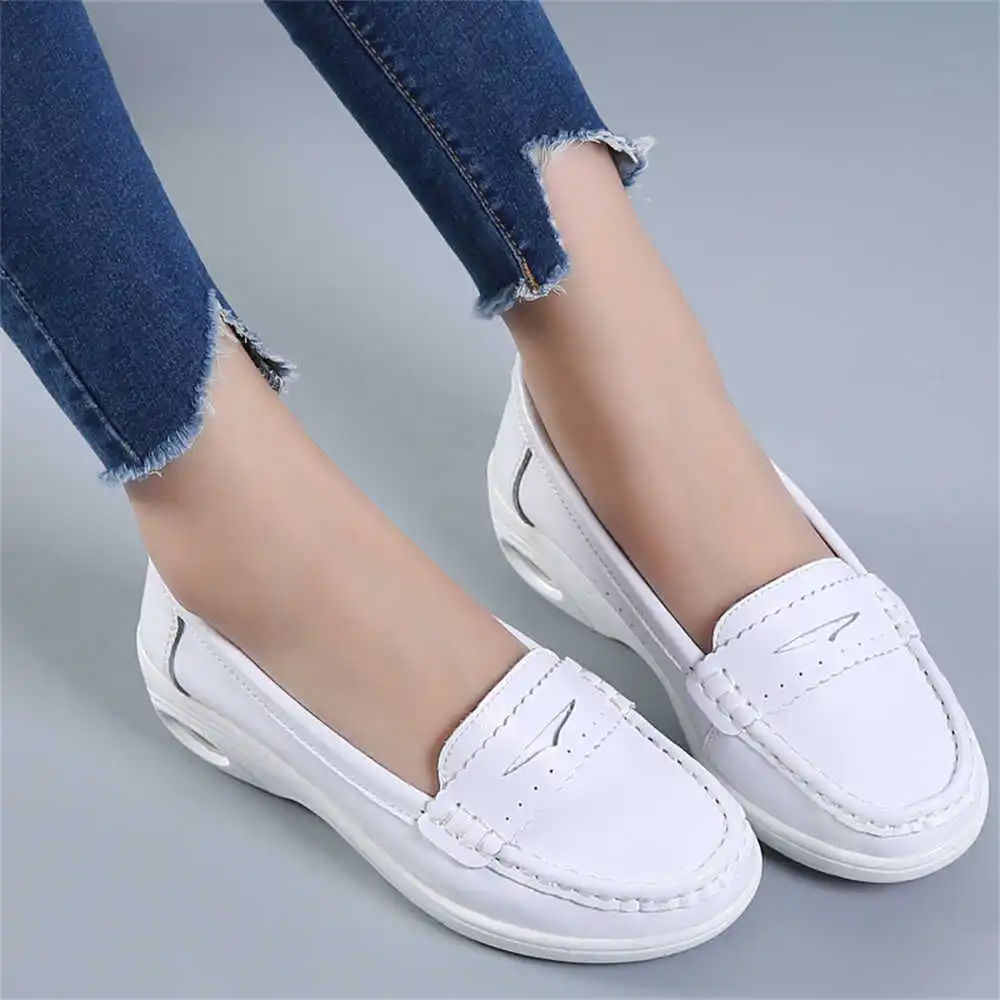 Thick Sole Slipon White Traine – обзор и цена Travel Accessories Uk Sale