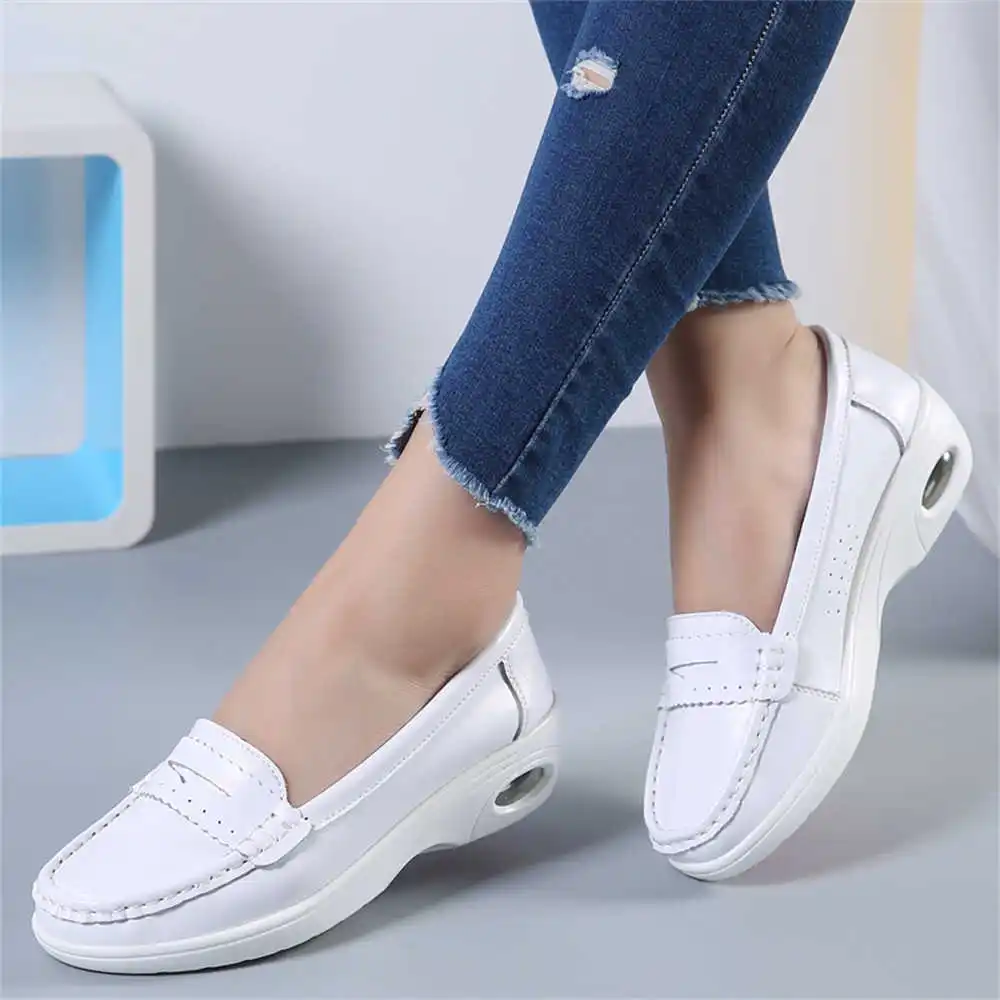 Thick Sole Slipon White Traine – обзор и цена Travel Accessories Uk Sale