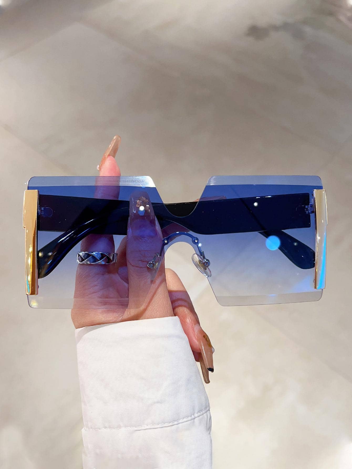 Ombre Gradient Rimless Square  – обзор и цена Travel Accessories Unisex