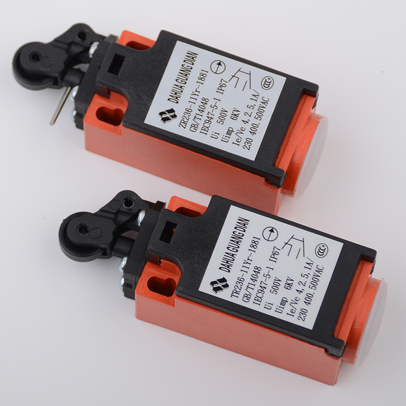 3pcs/LOT Travel Switch Escalat – обзор и цена Travel Accessories Manufacturer