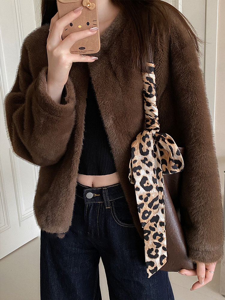 Autumn and Winter Melad Leopar – обзор и цена Travel Accessories Neck