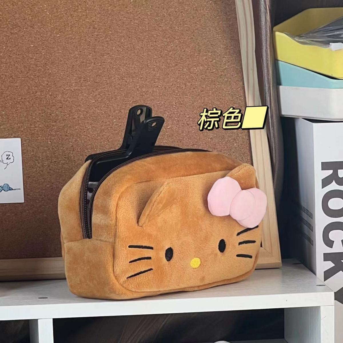 # Hello Kitty Cartoon Pencil C – обзор и цена Luggage Cover Protector